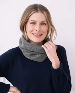 Front Page 43 Supersoft Snood