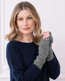 Supersoft Wristwarmers 9 Supersoft Wristwarmers -Celtic And Co Sales 106170 1